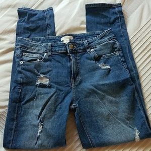 H&M Distressed JEANS